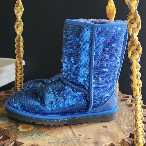 Women's Classic Short Sequin Boot - Blue Sequins Size 5 - Picture 5 of 10